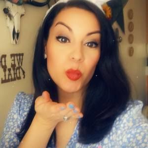 Meet your Posher, Lerena